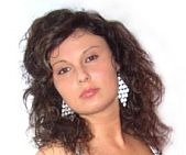 Elena Carras - mehr Infos