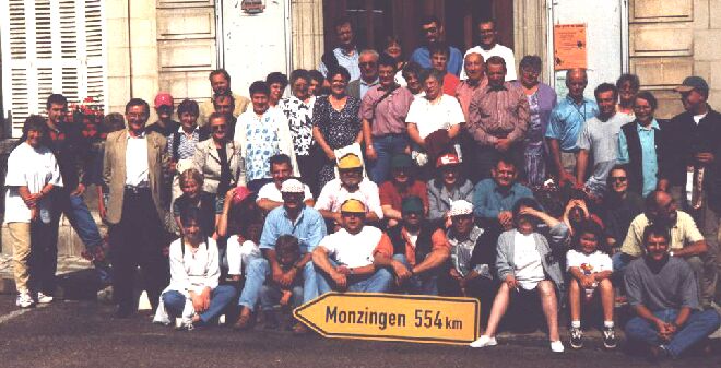 gro war die Zahl der Teilnehmer am Freundschaftsbesuch 1998 in Entrains